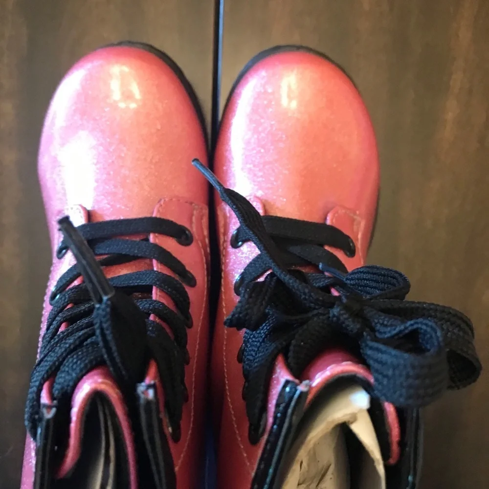 NEW Ositos Little Girls Glitter Combat Boots